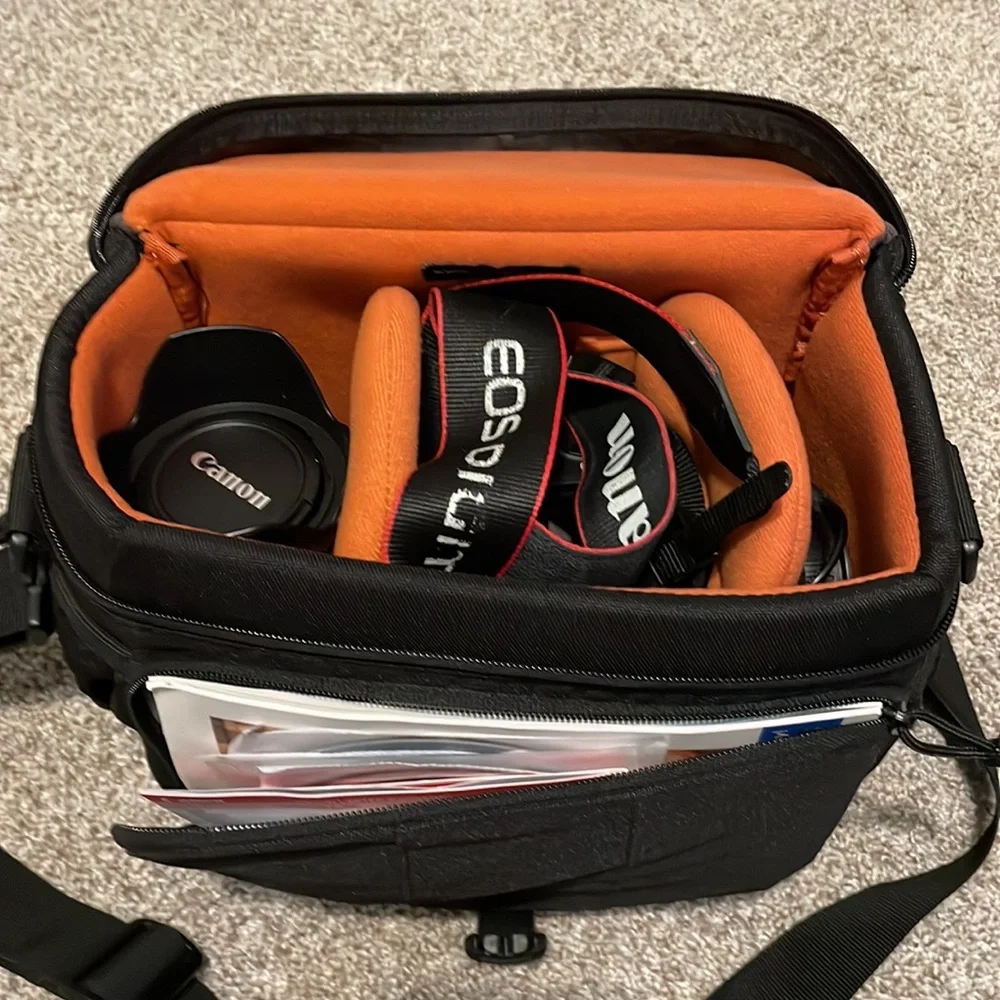 Canon EOS Rebel T3 1100D Camera Zoom Lens & Bag